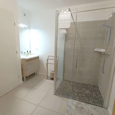 Apartman T2 Avec Jardinet Et Parking, 6 Pers - - Fr-1-457-384
