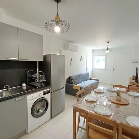 T2 Avec Jardinet Et Parking, 6 Pers - - Fr-1-457-384 Apartman *