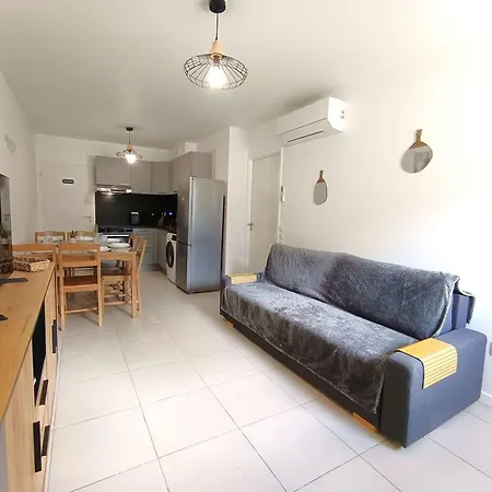 T2 Avec Jardinet Et Parking, 6 Pers - - Fr-1-457-384 Apartman *